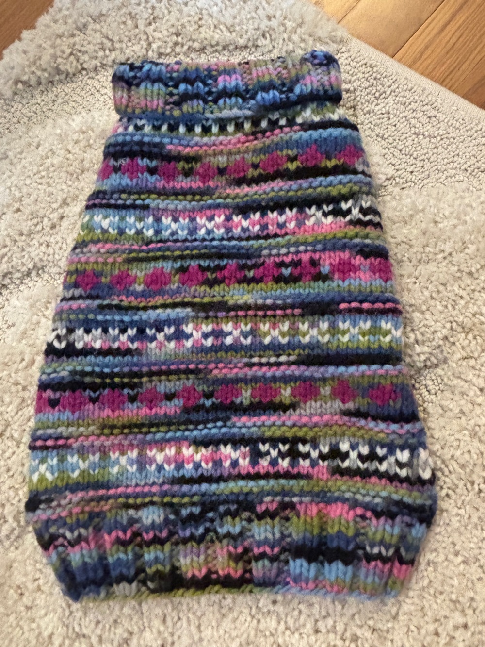 Chilly Dog Multi-Color Fair Isle Knit Sweater - Pink & Blue- EUC - Medium